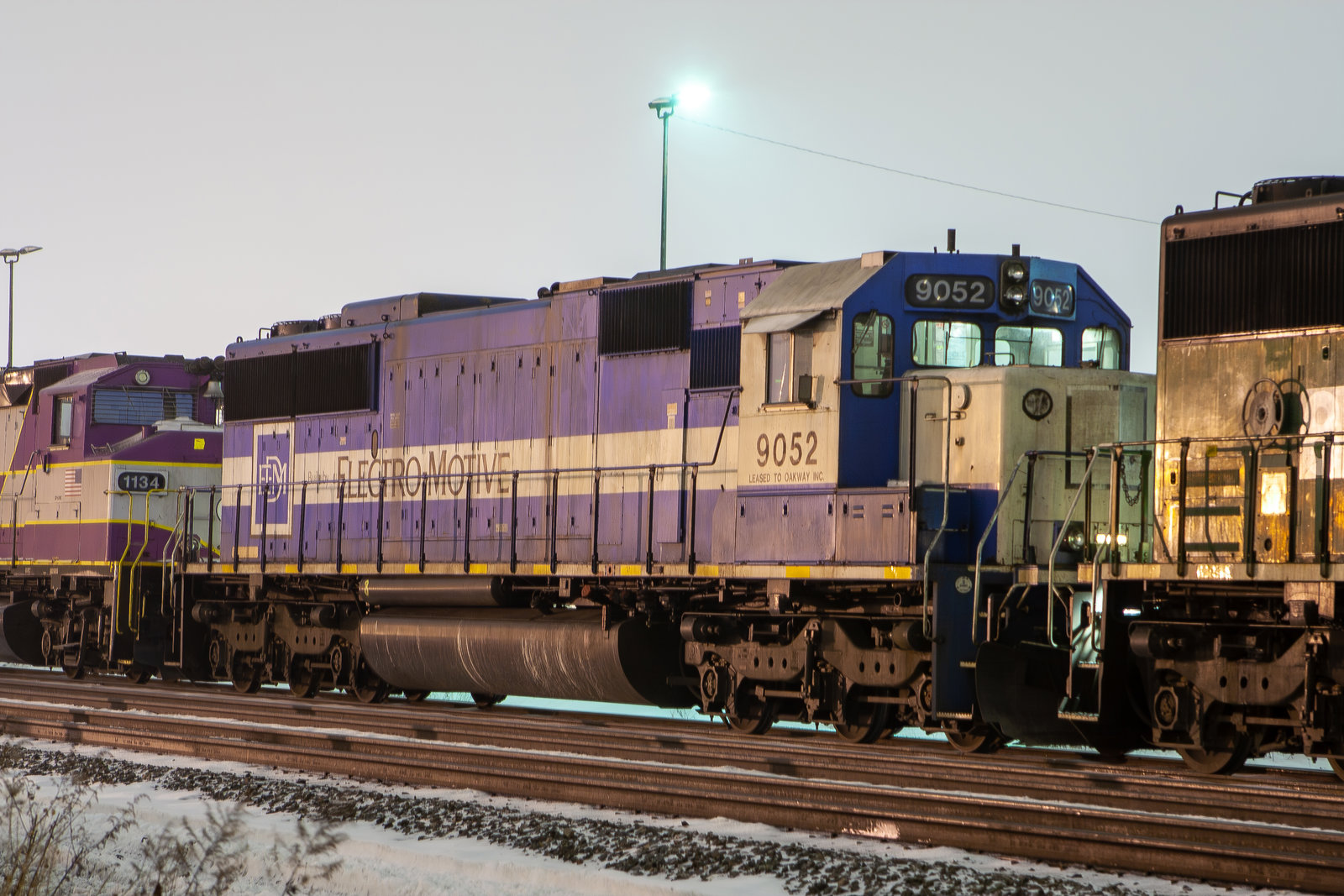 EMDX 9052