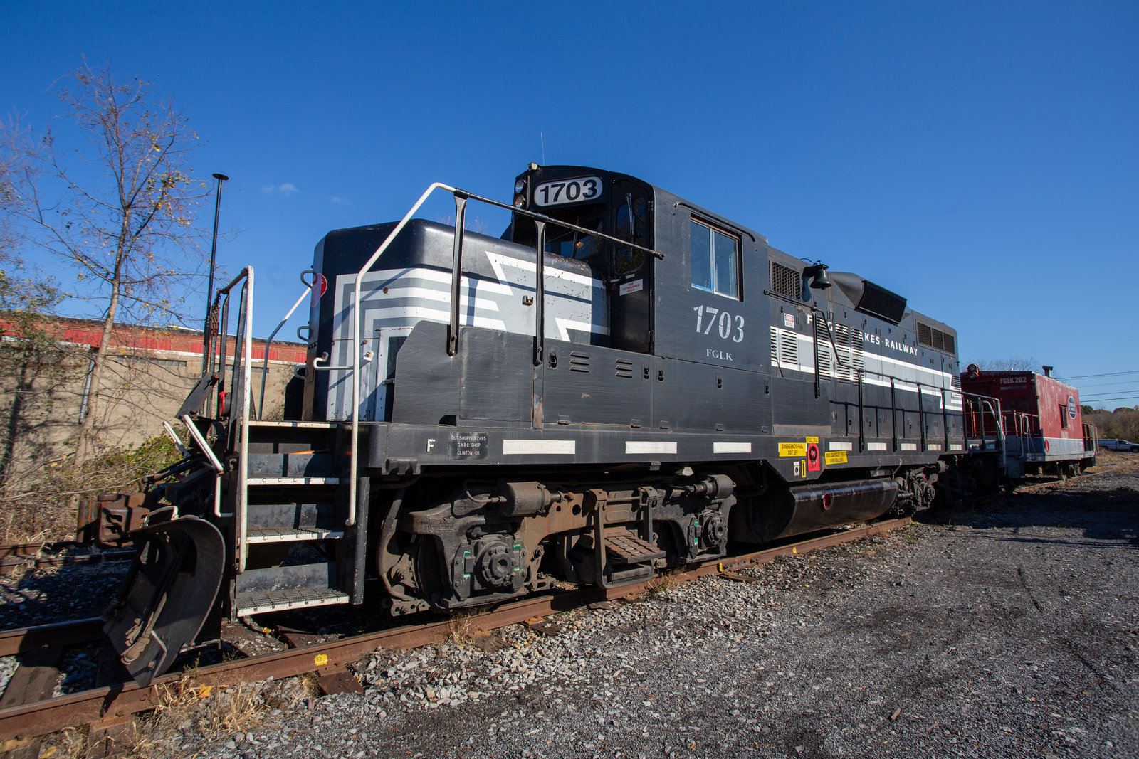 FGLK 1703