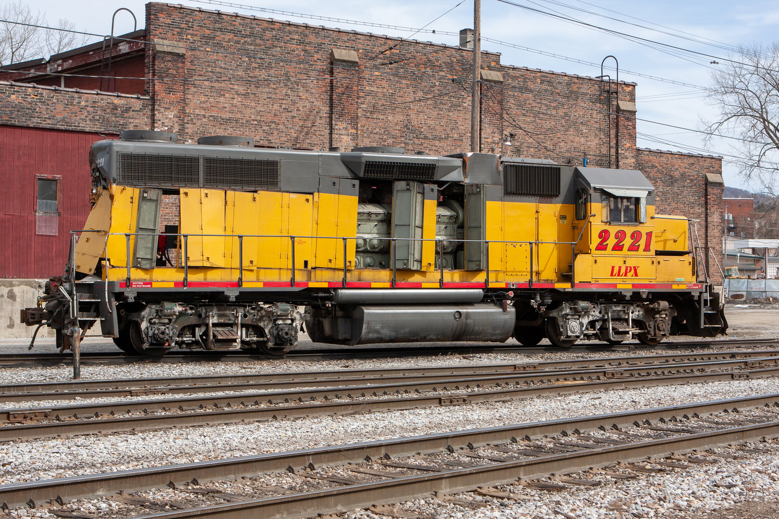 LLPX 2221