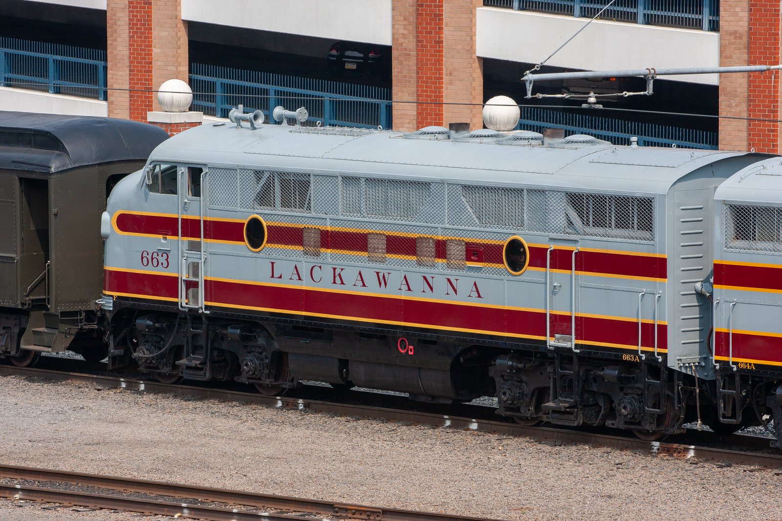 DLW 663
