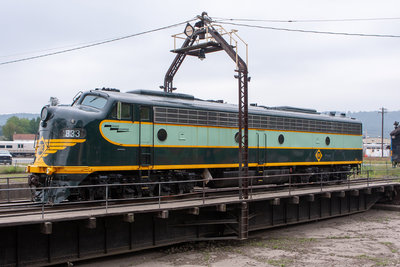 ERIE 833