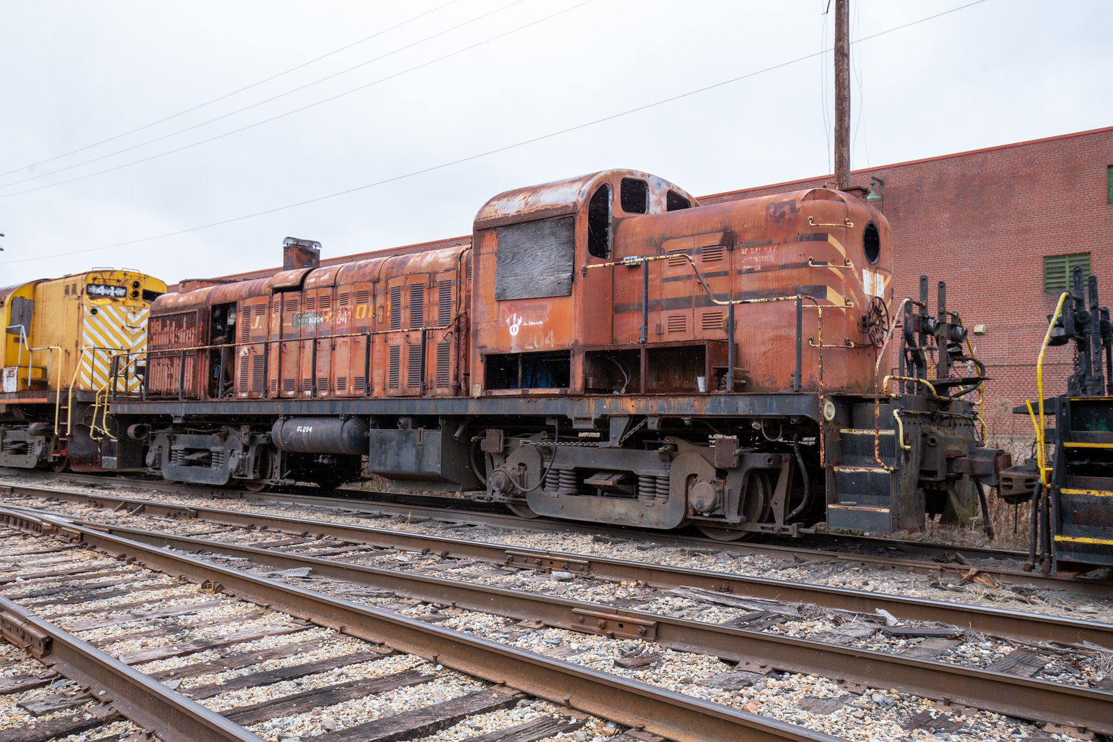 DL 204