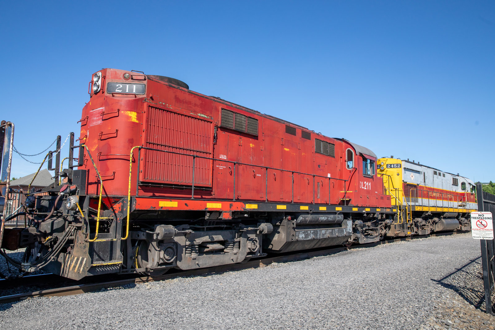 DL 211