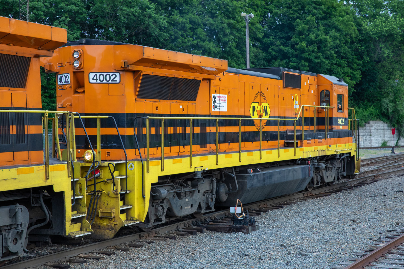 PW 4002