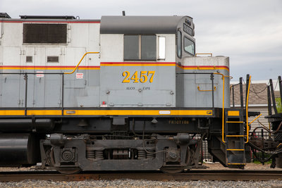 DL 2457