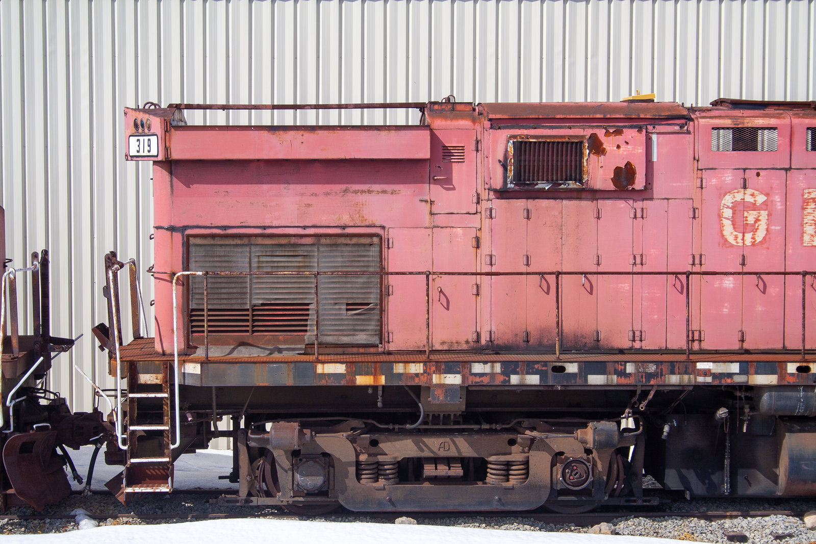 LAL 319
