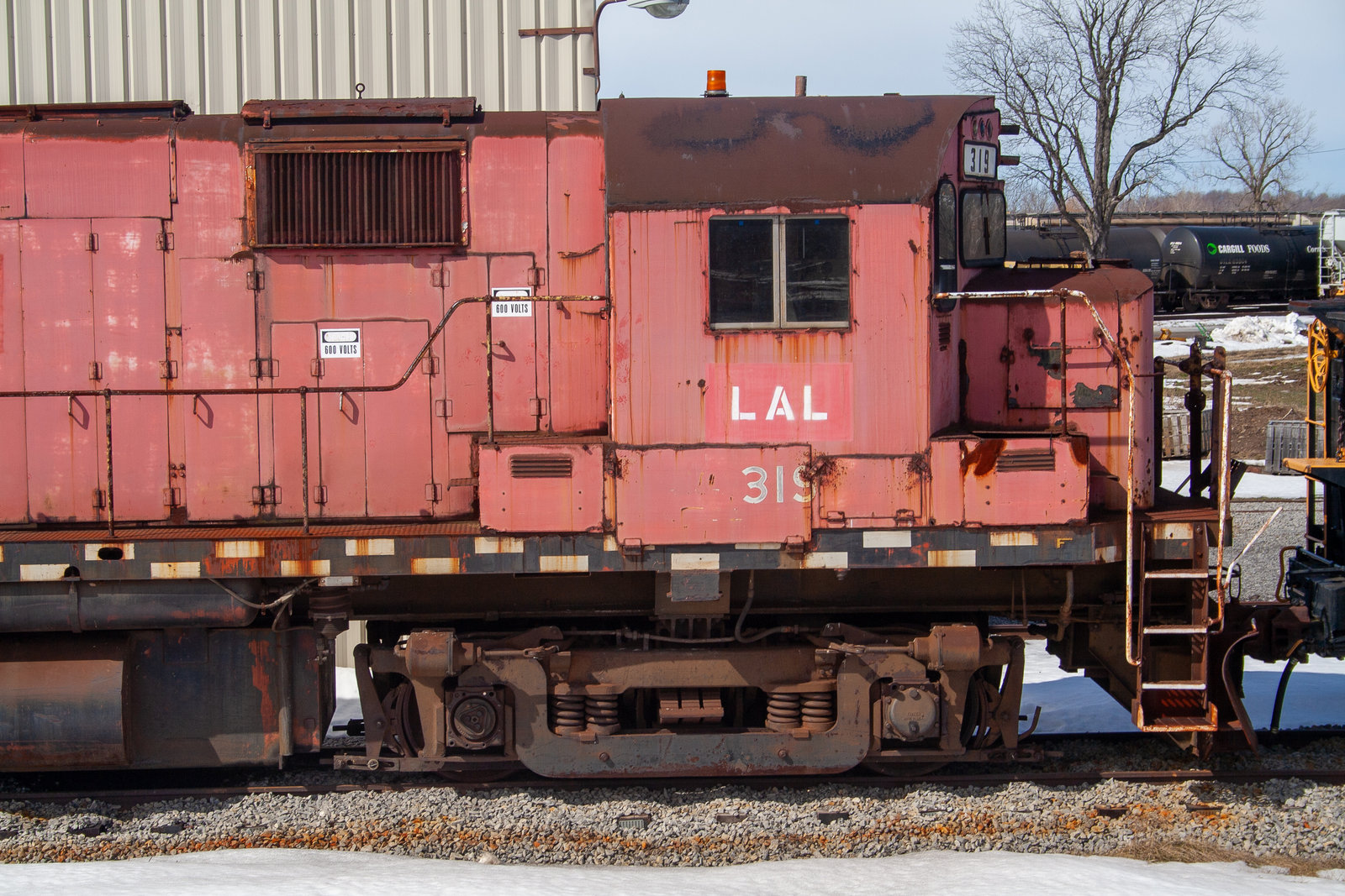 LAL 319