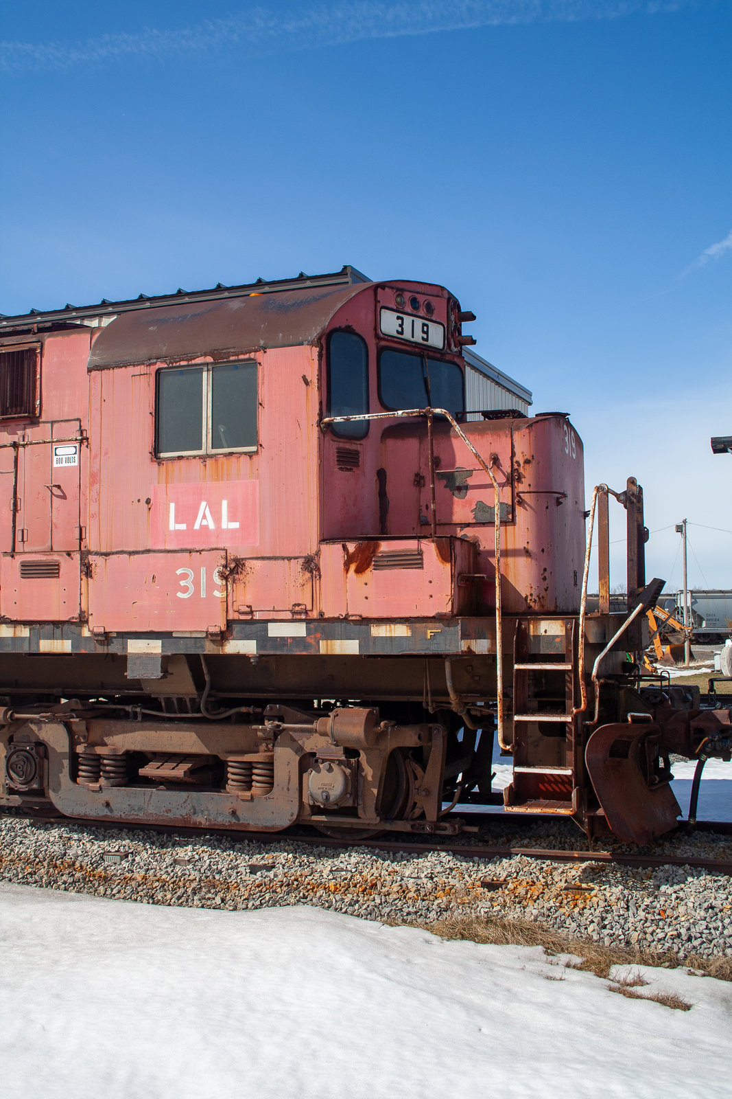 LAL 319