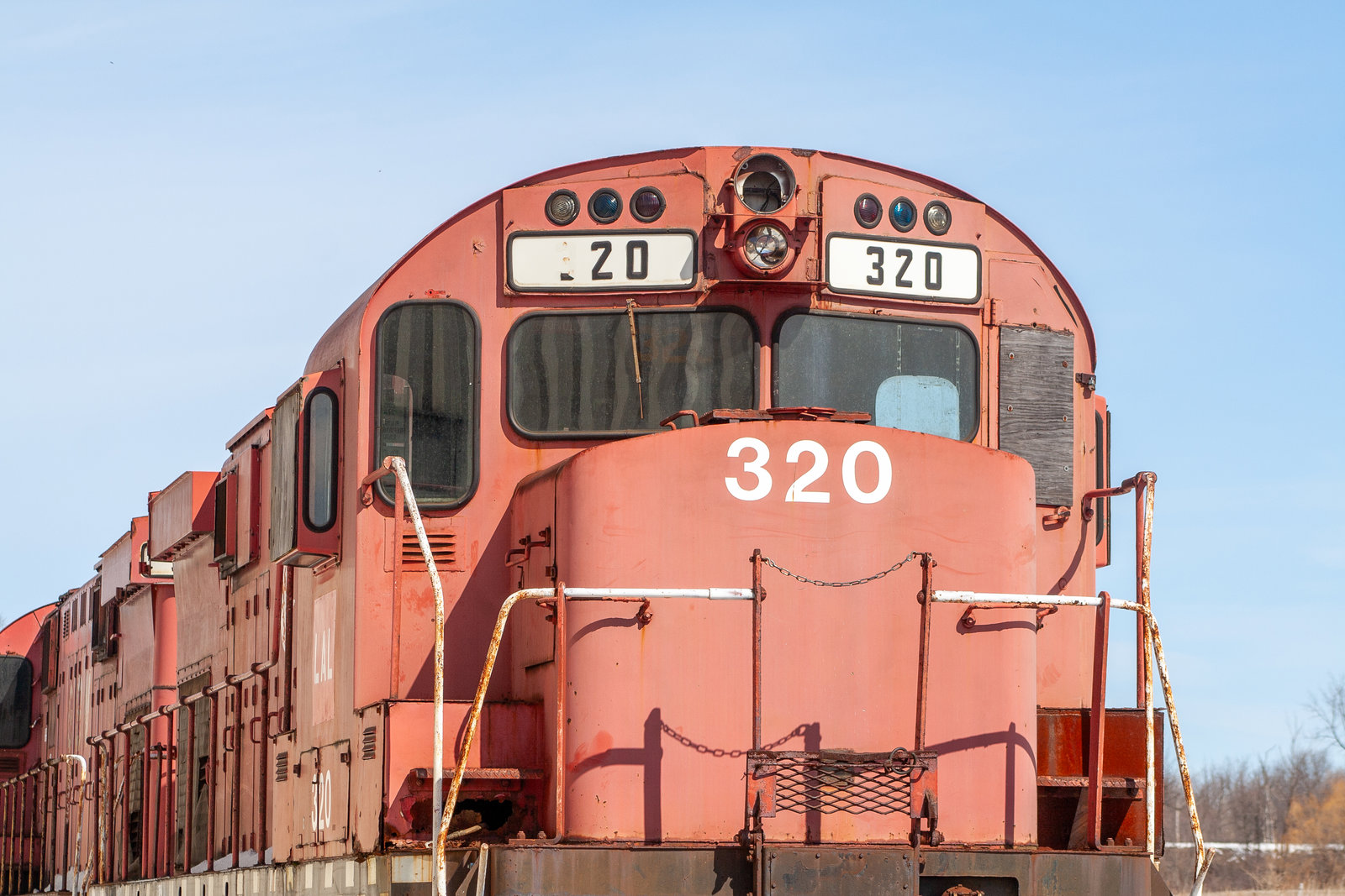 LAL 320