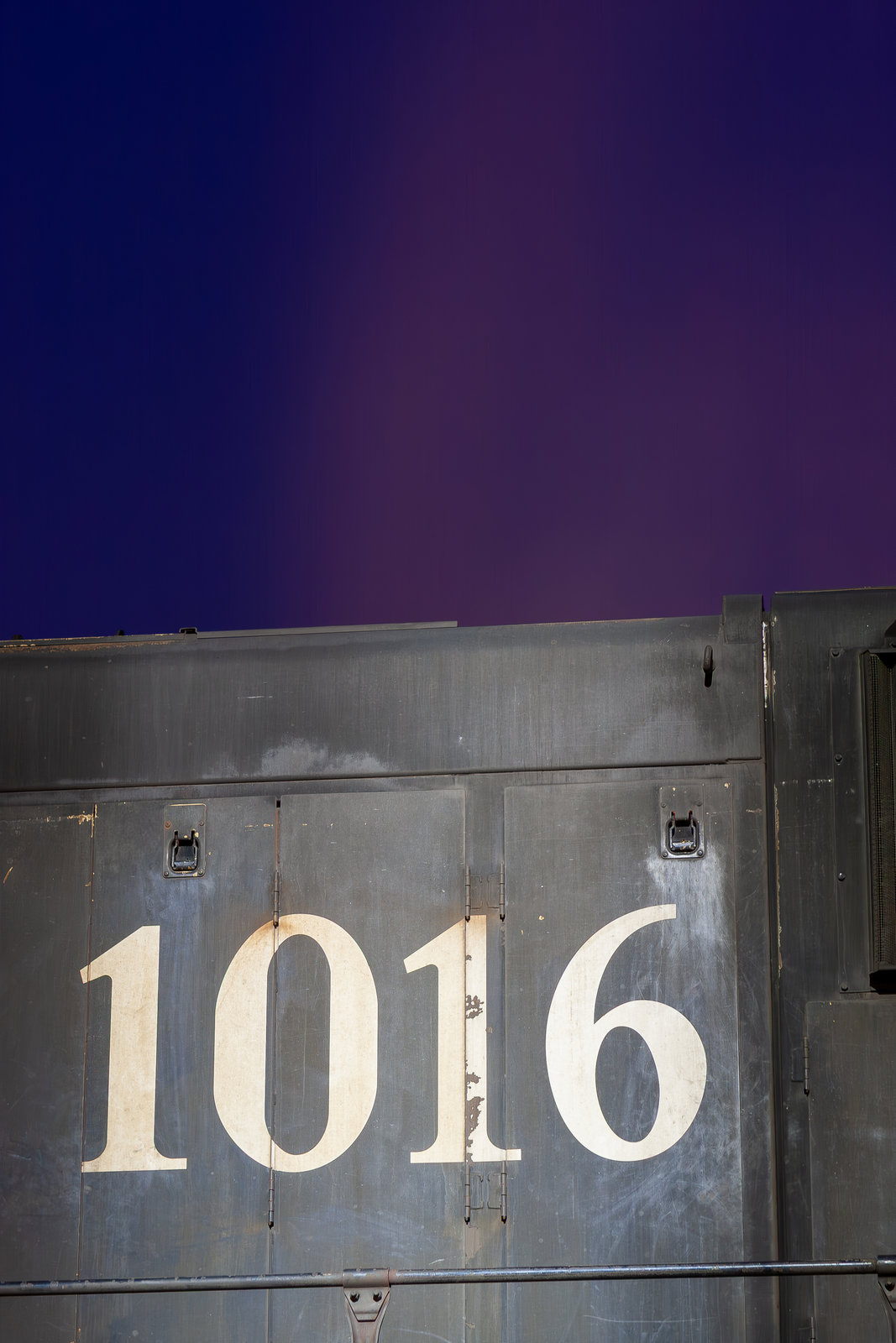 IC 1016