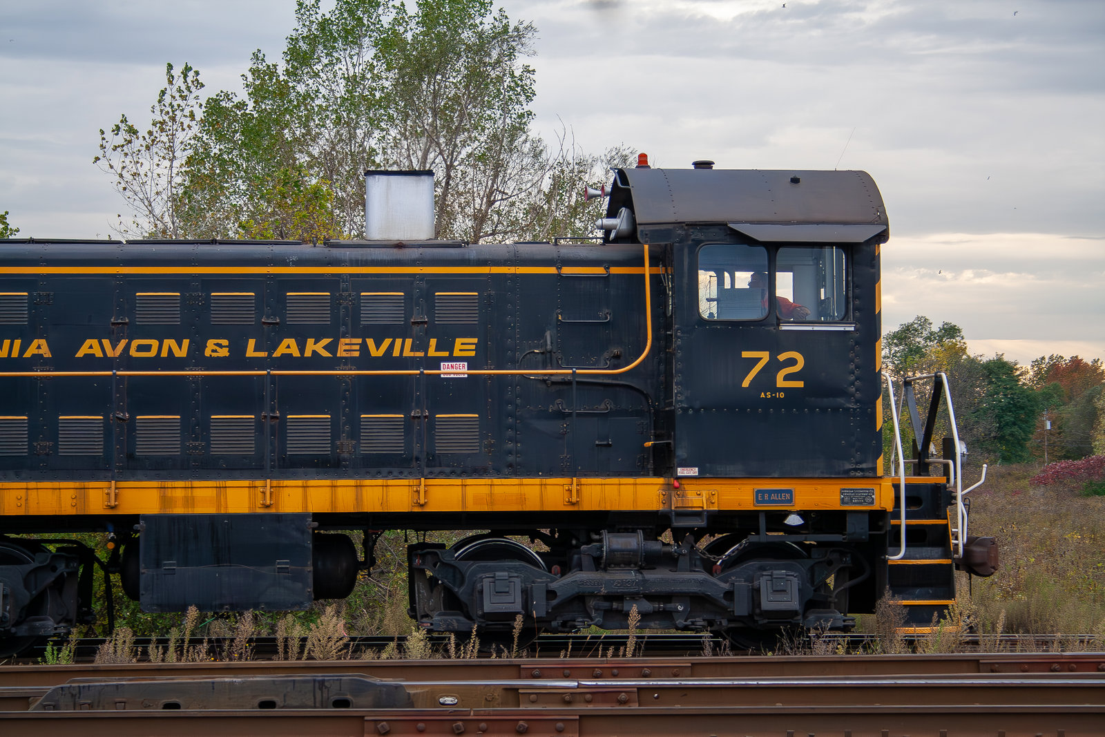 LAL 72
