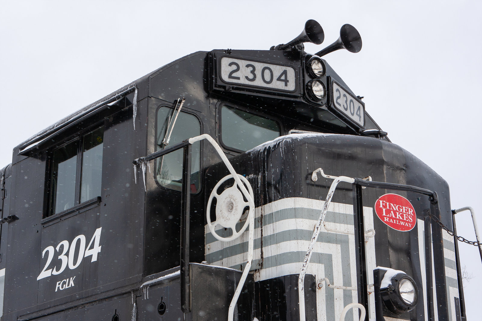 FGLK 2304