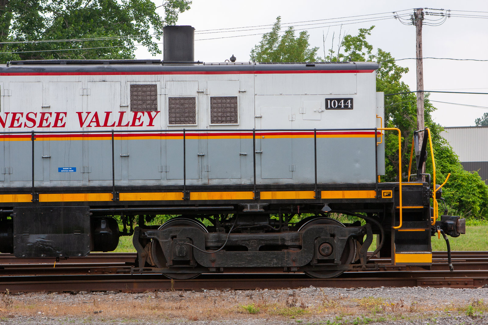 DL 1044
