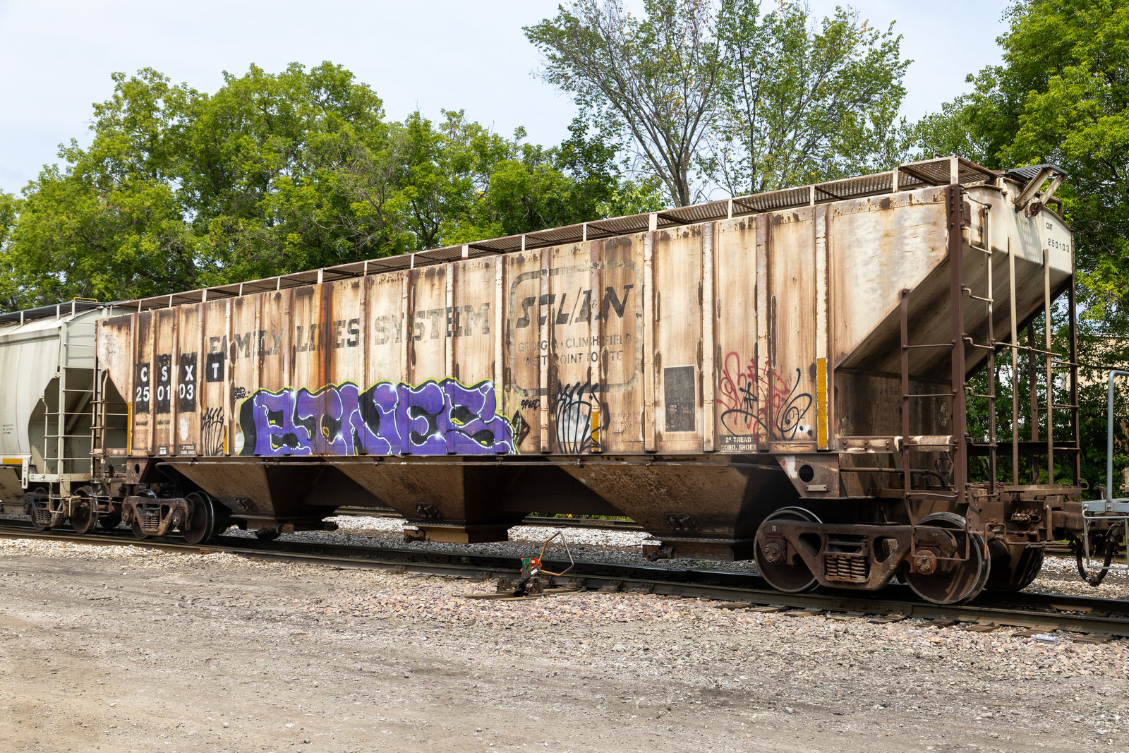 CSXT 250103