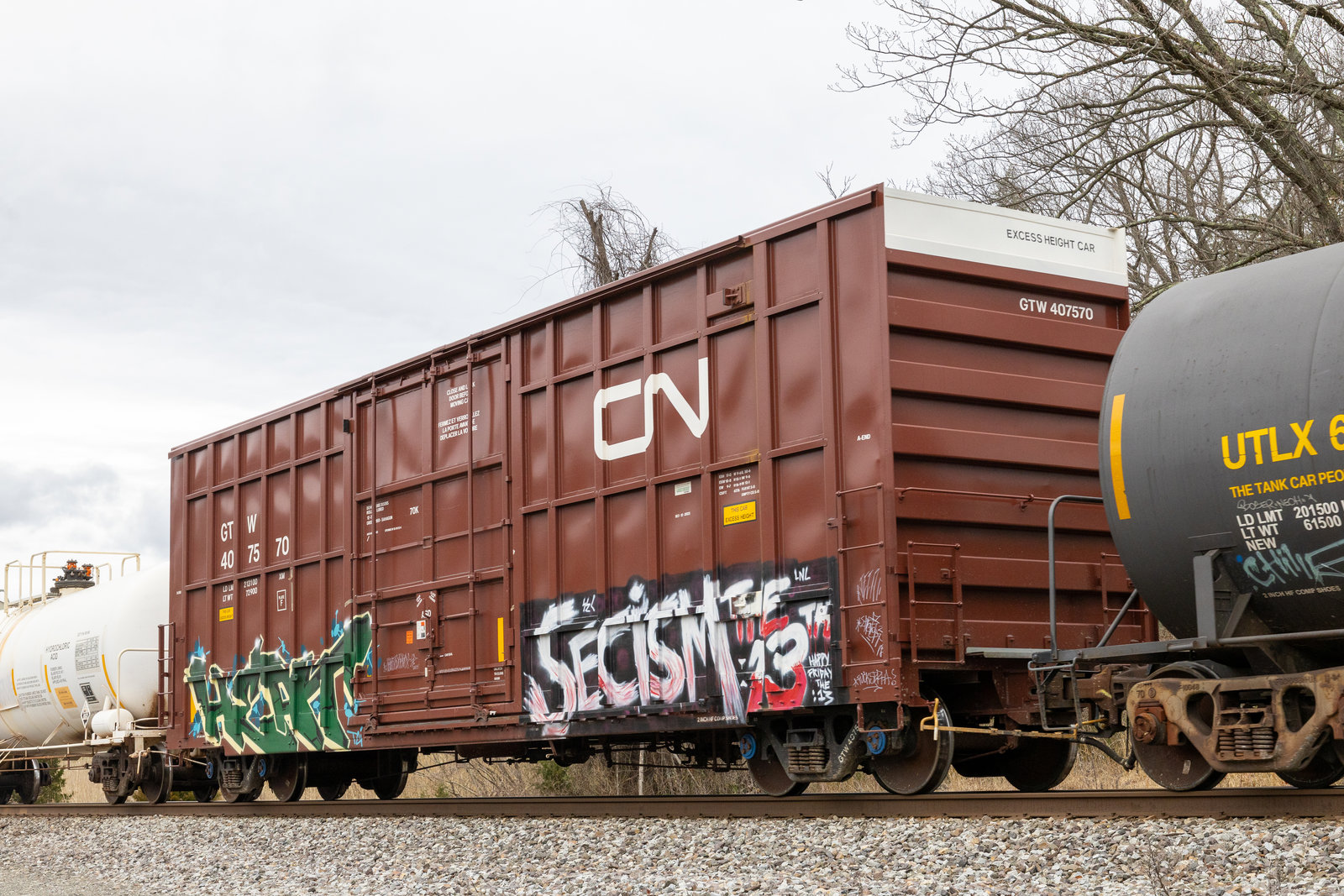 GTW 407570