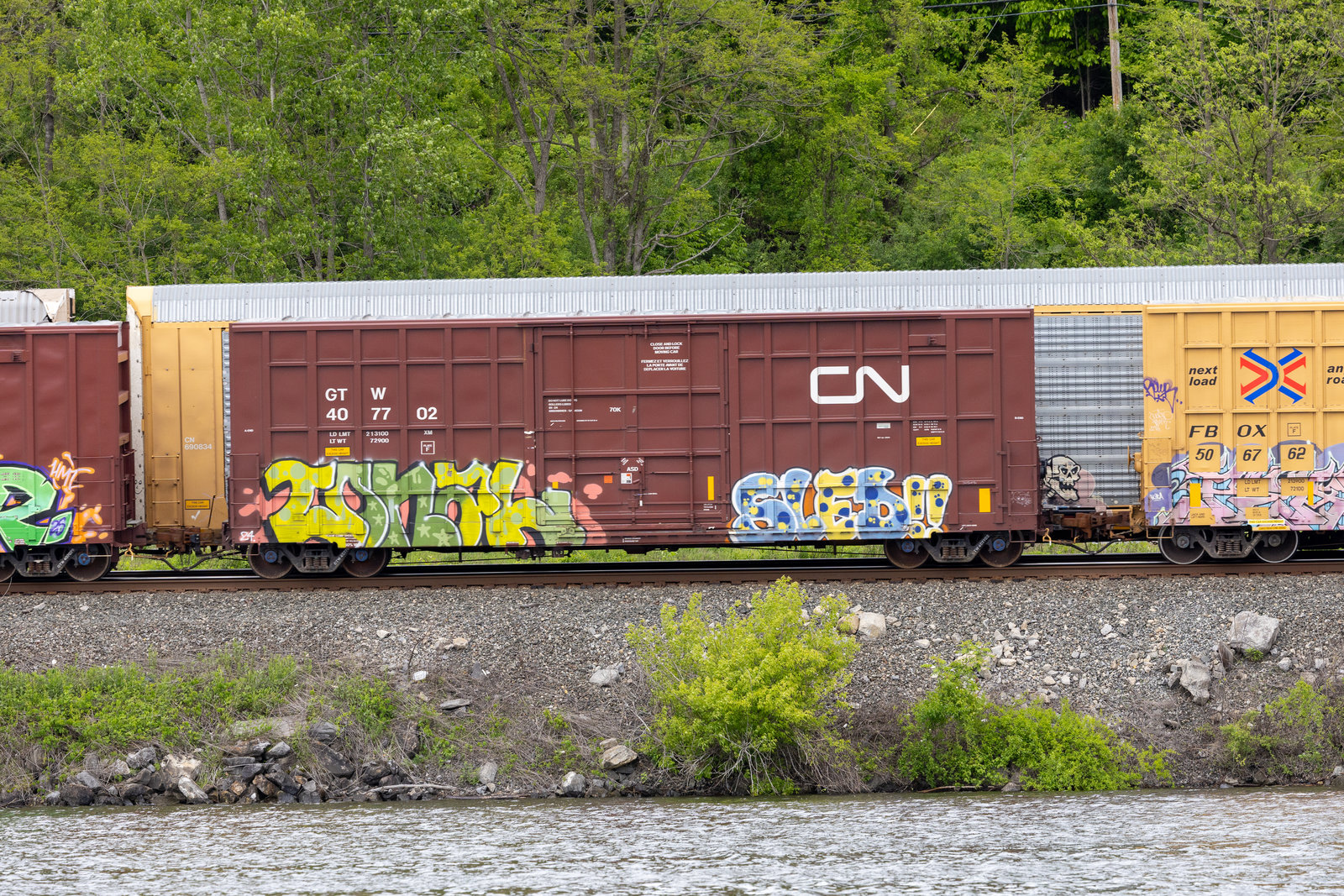 GTW 407702