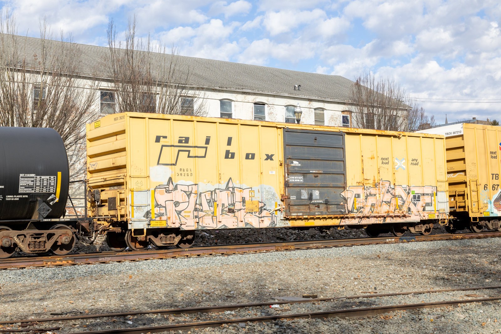 RBOX 38260