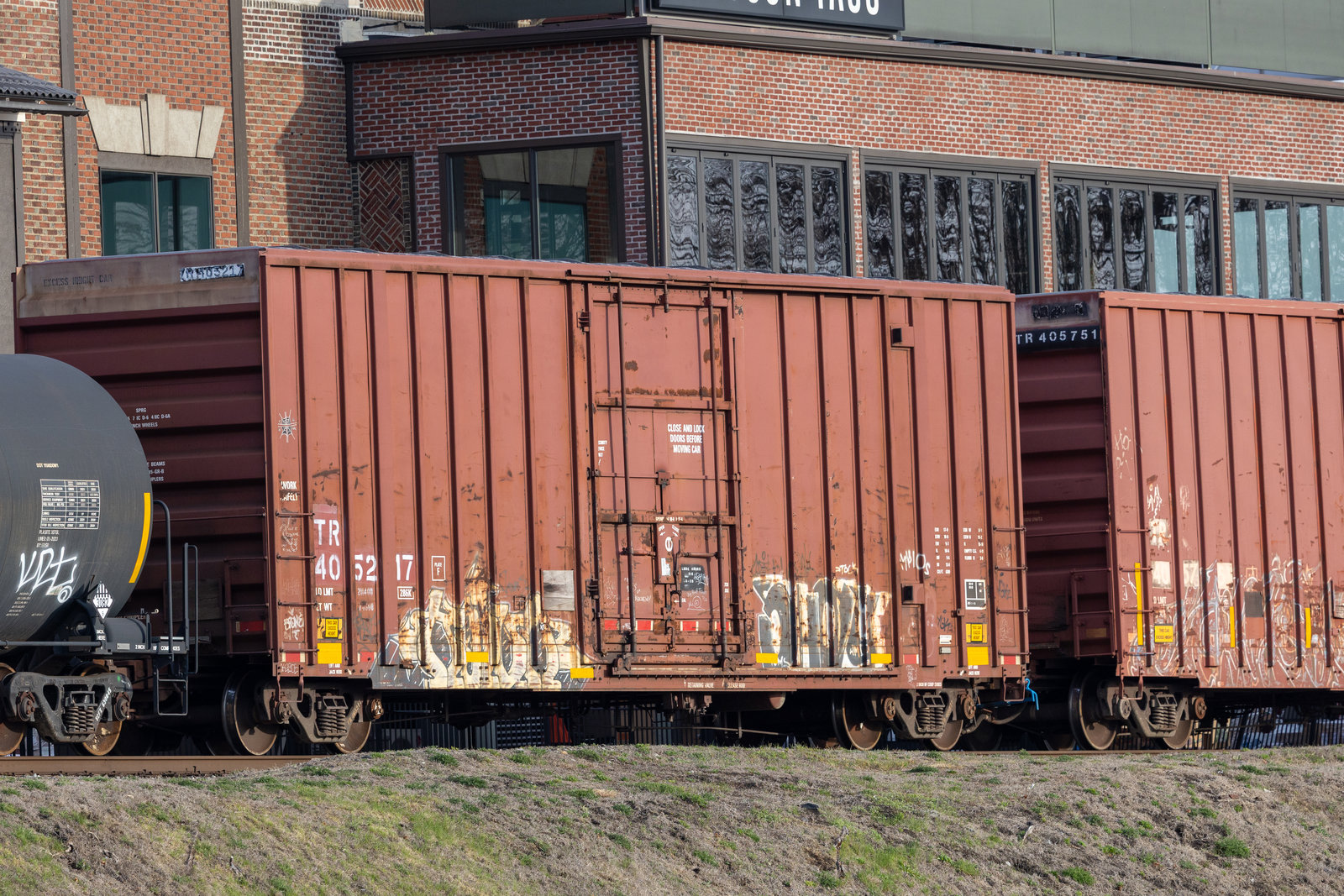 TR 405217