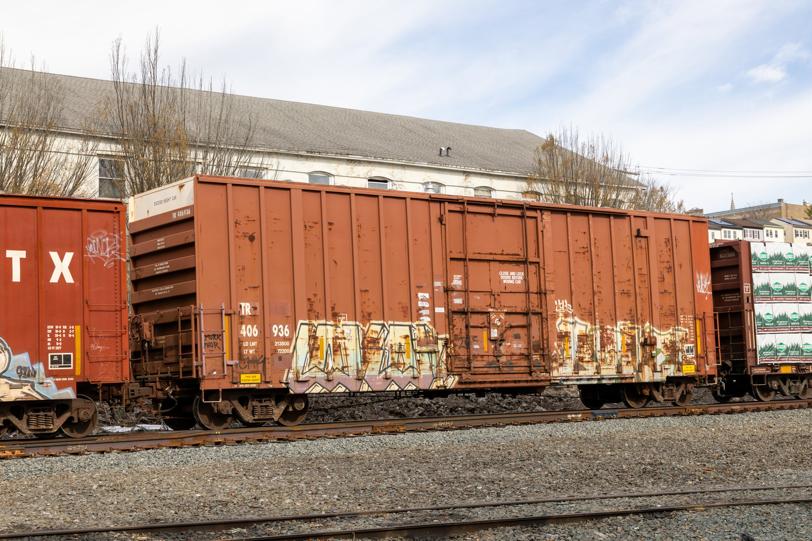 TR 406936