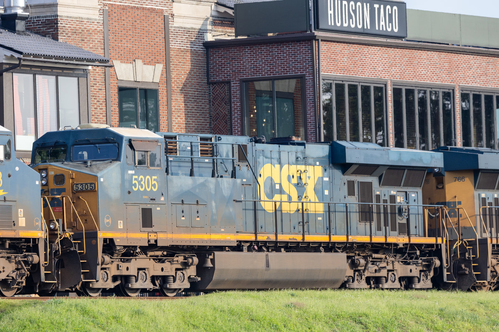 CSXT 5305