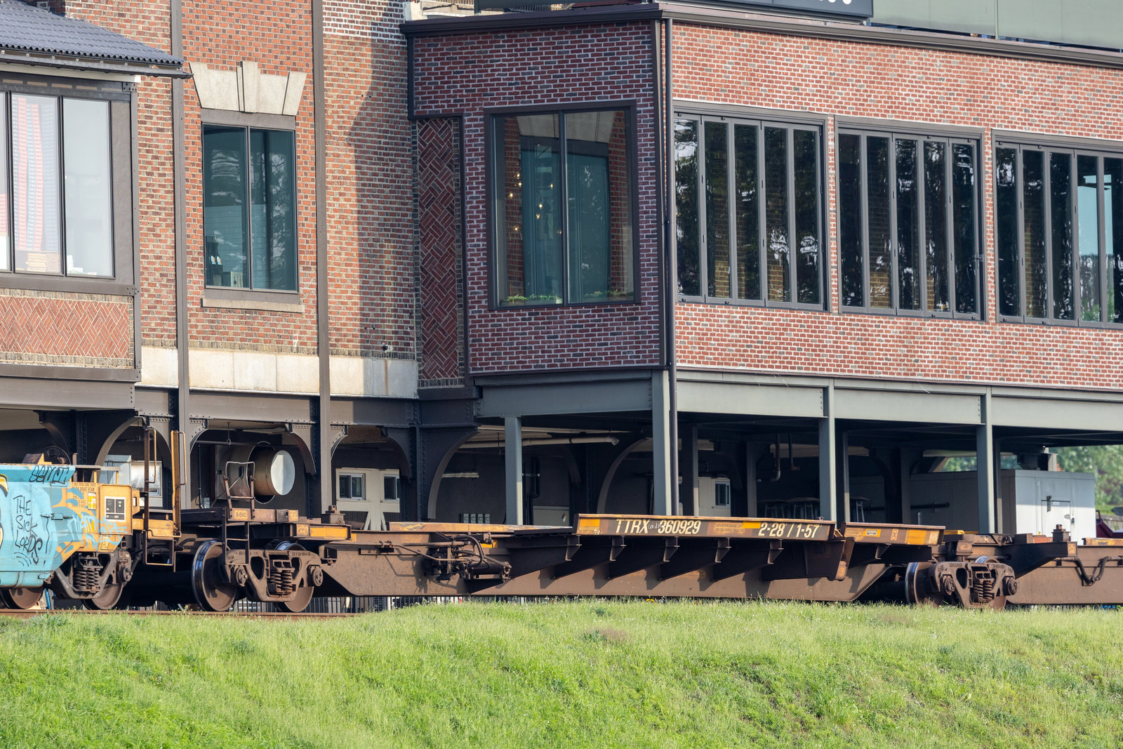 TTRX 360929B