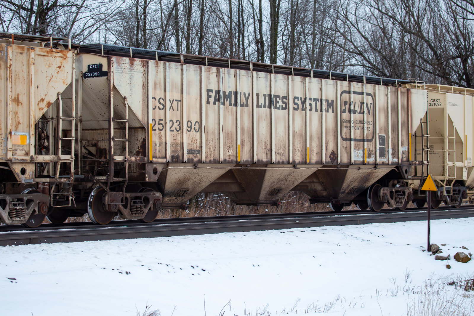 CSXT 252390