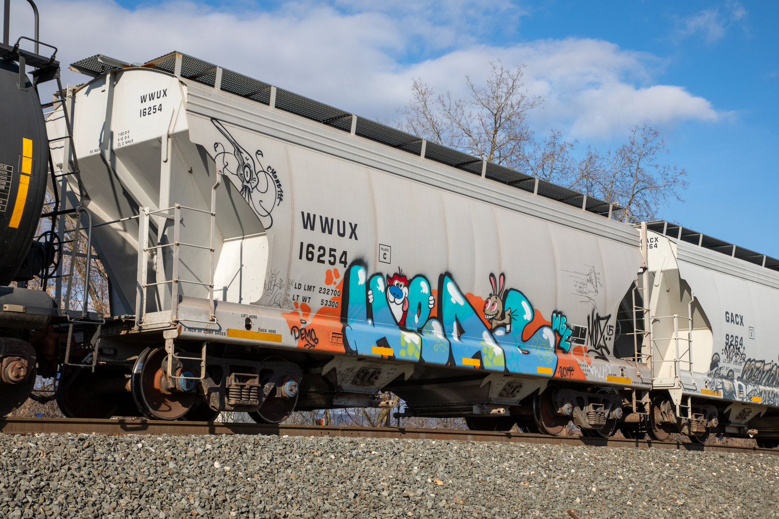 WWUX 16254