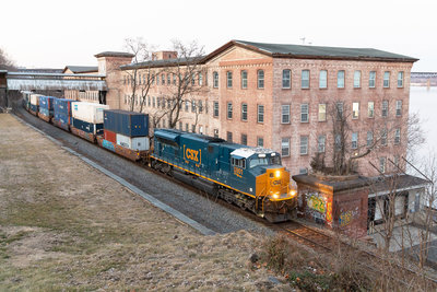 CSXT Q004 @ Newburgh, NY