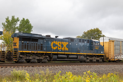 CSXT 7033