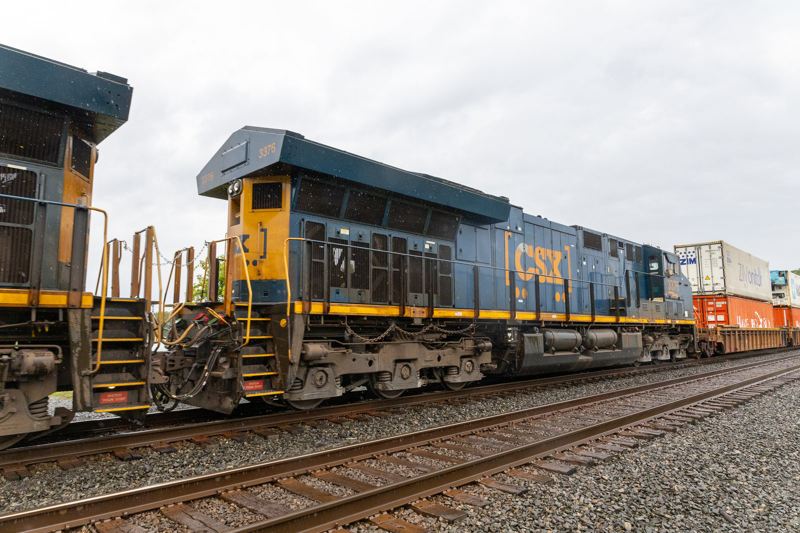 CSXT 3376