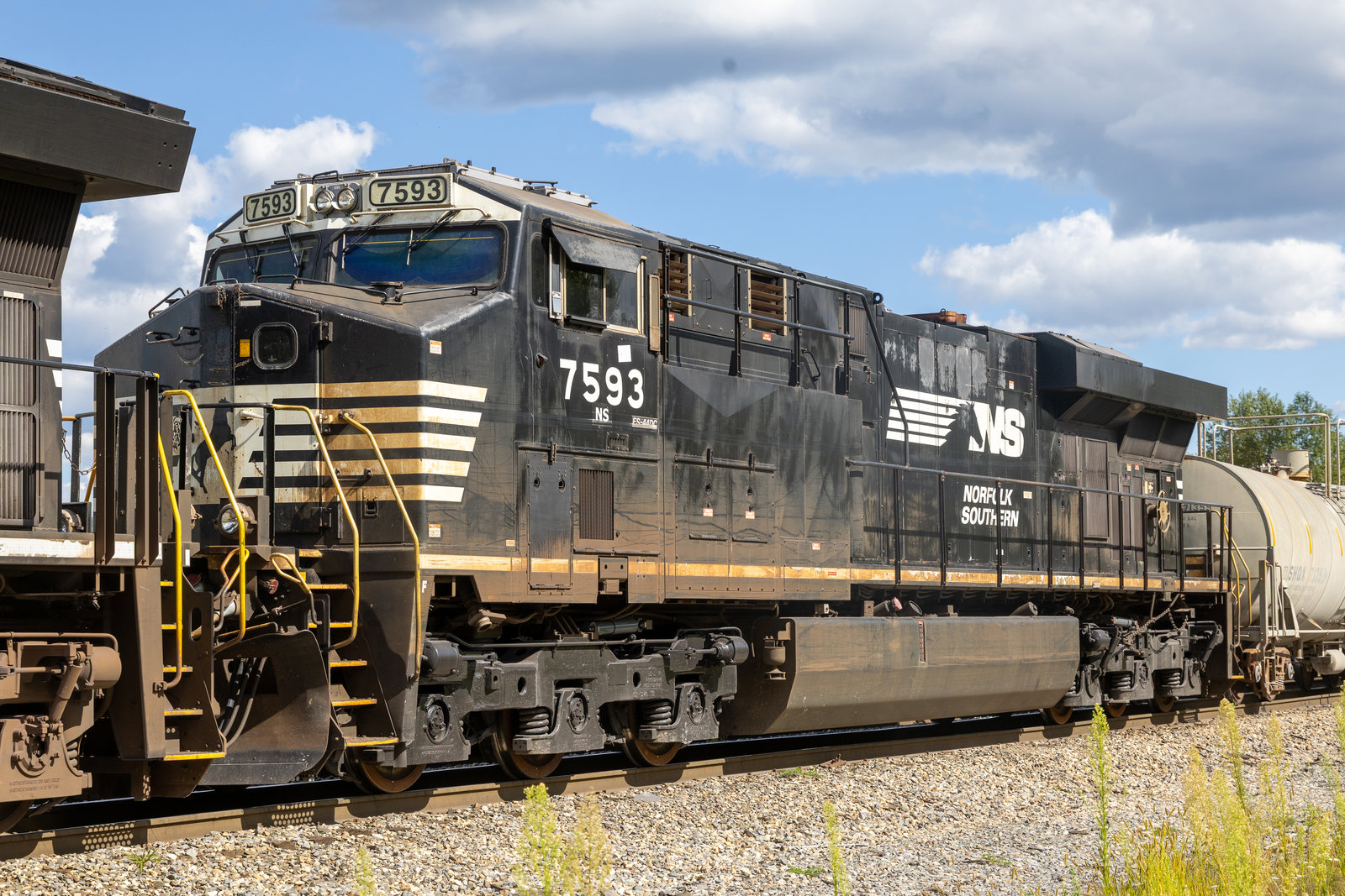 NS