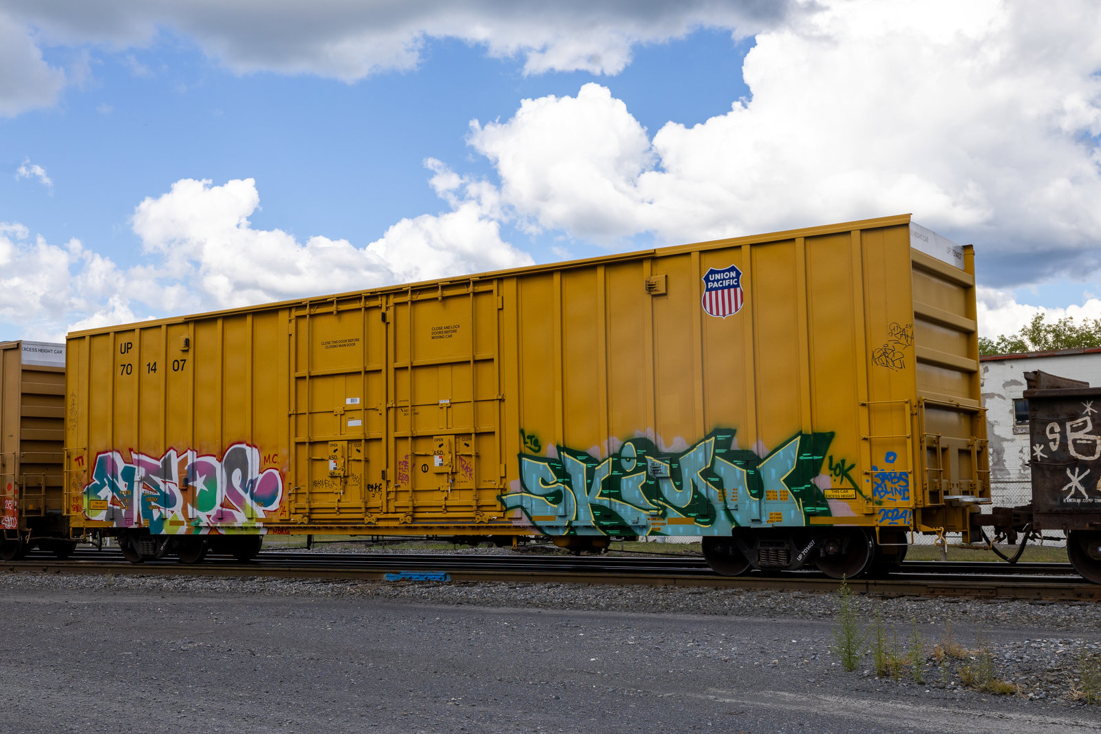 UP 701407