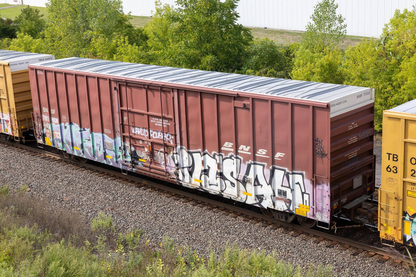 BNSF 761608