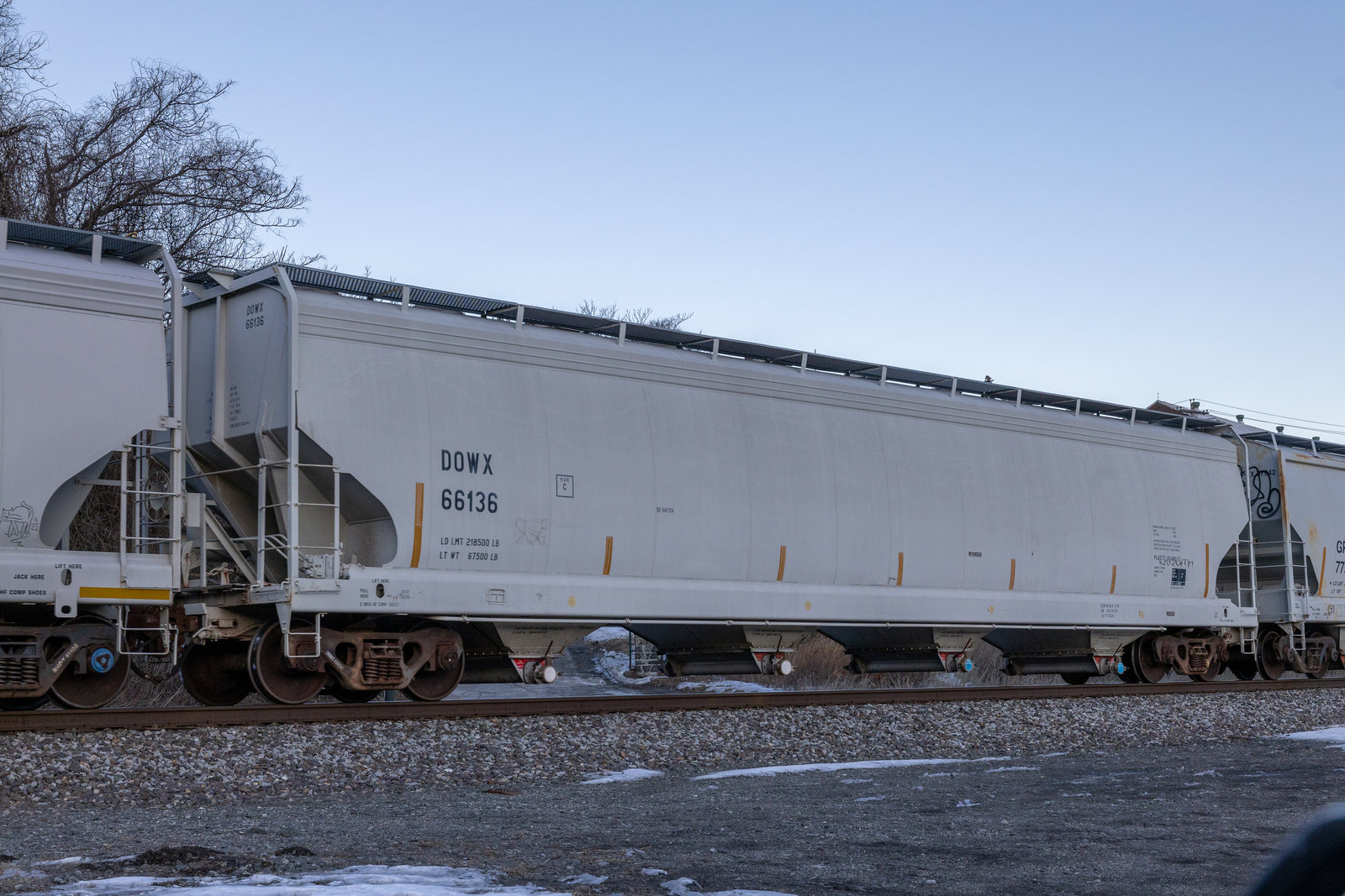 DOWX 66136