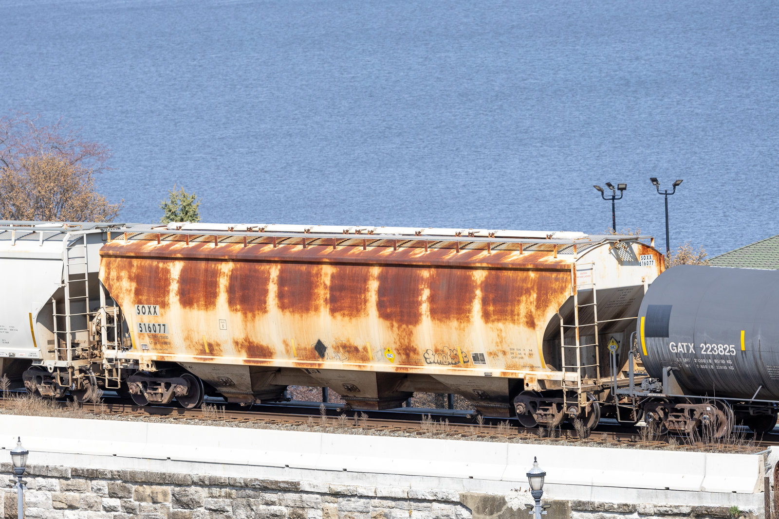 SOXX 516077