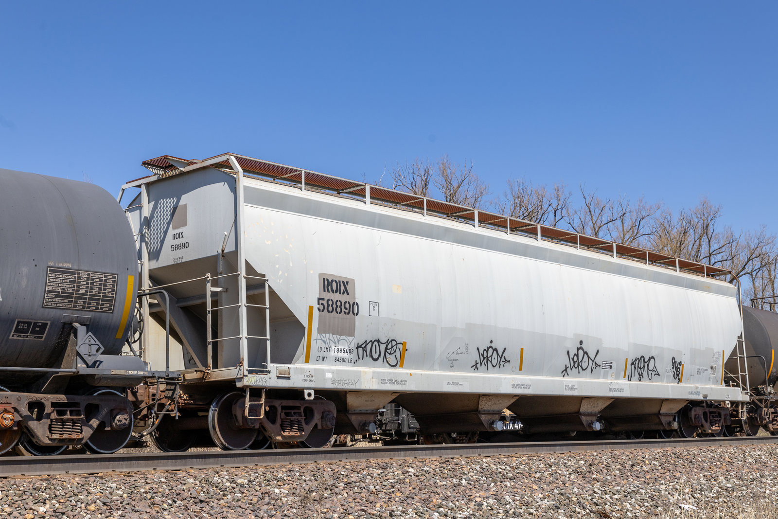 ROIX 58890