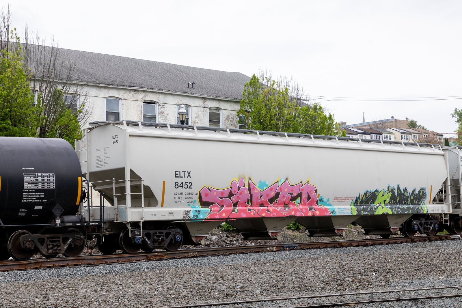 ELTX 8452