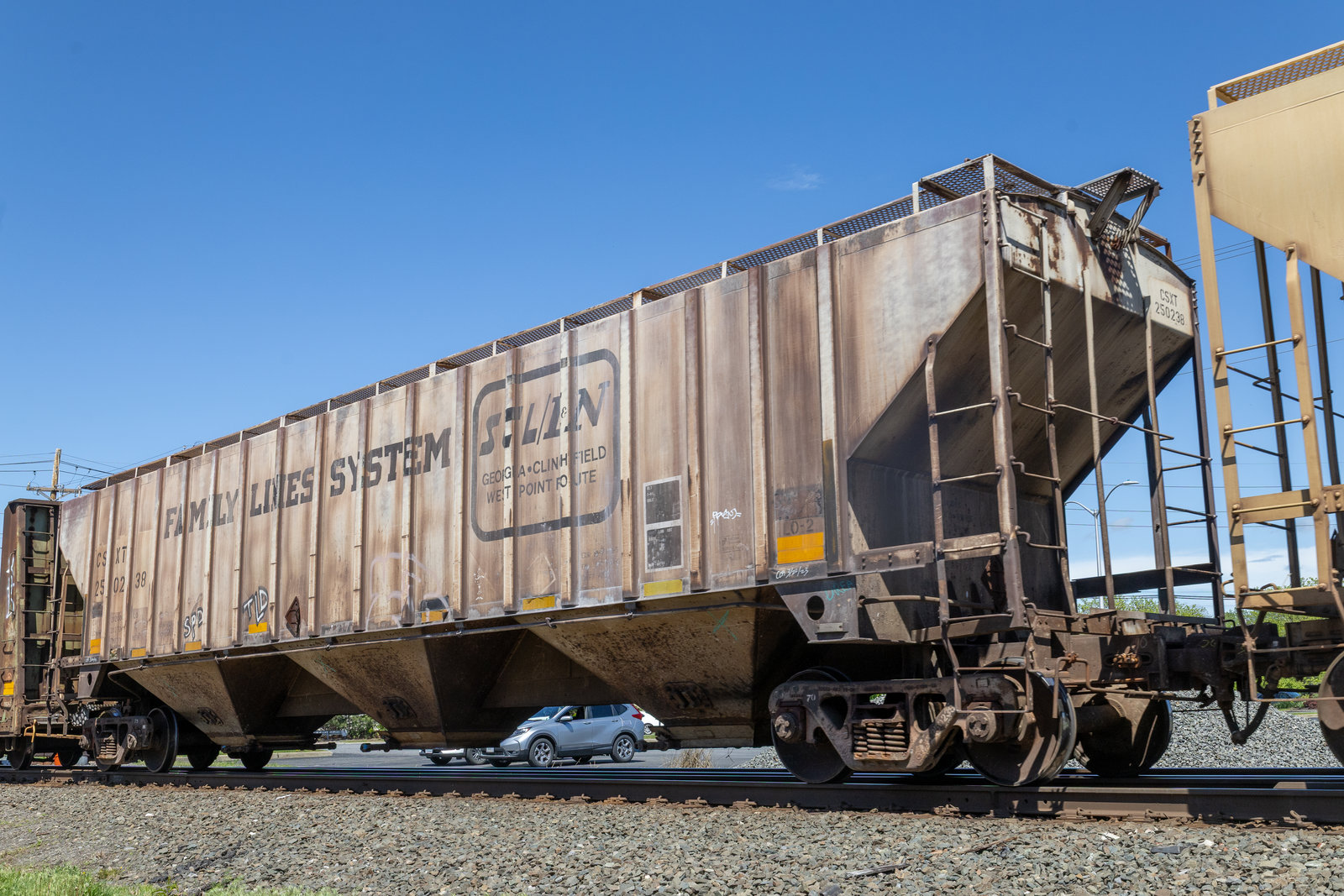 CSXT 250238