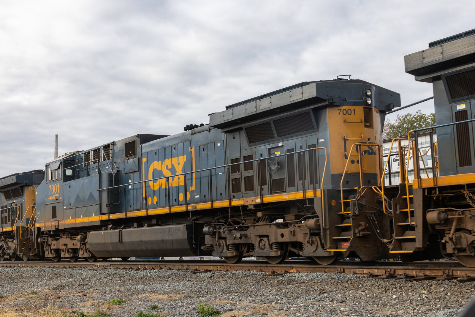 CSXT 7001