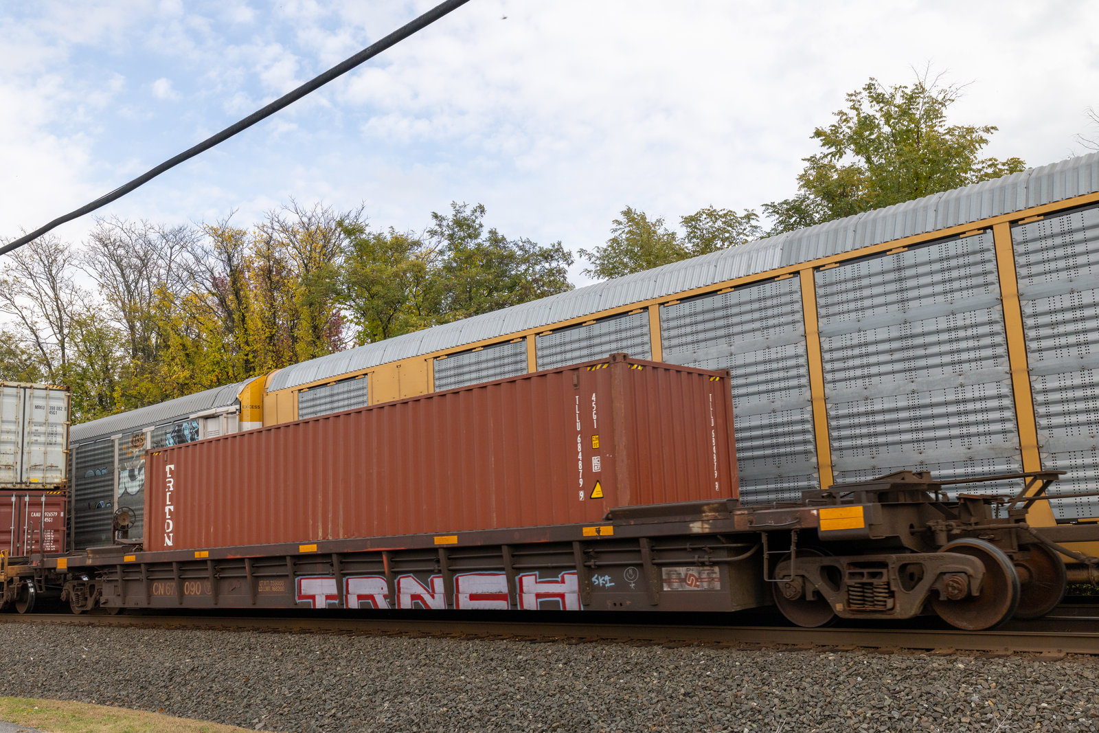 CN 677090B