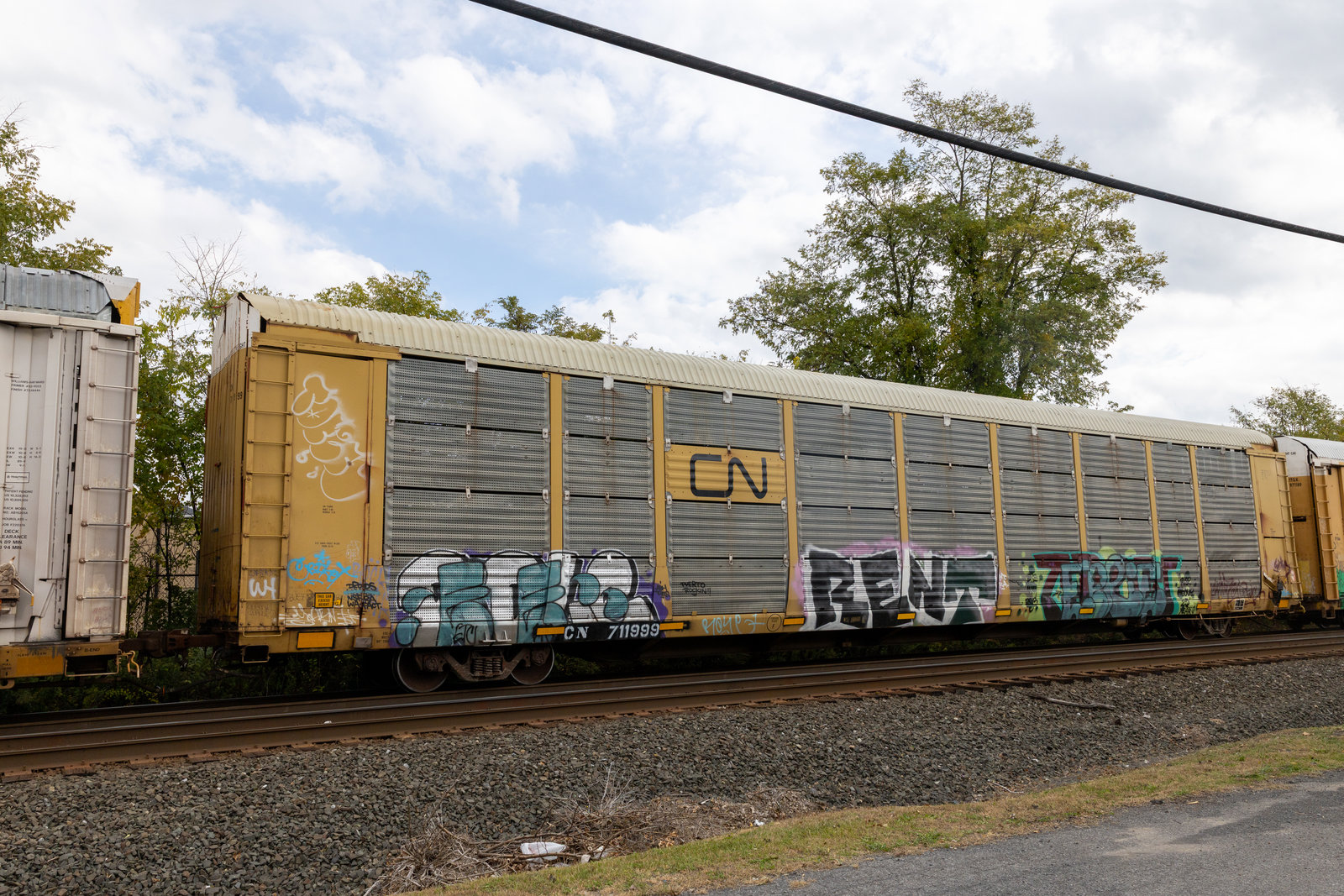 CN 711999