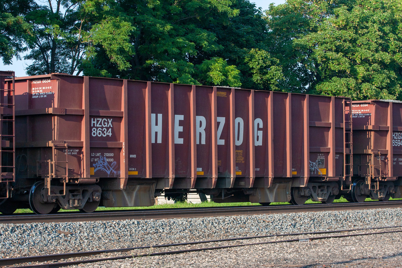 HZGX 8634
