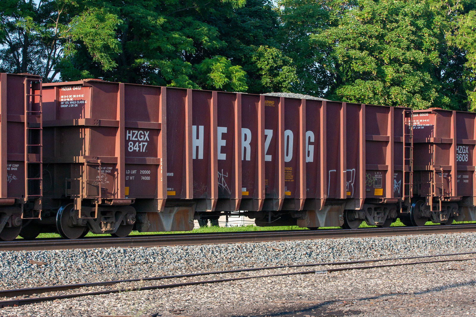 HZGX 8417