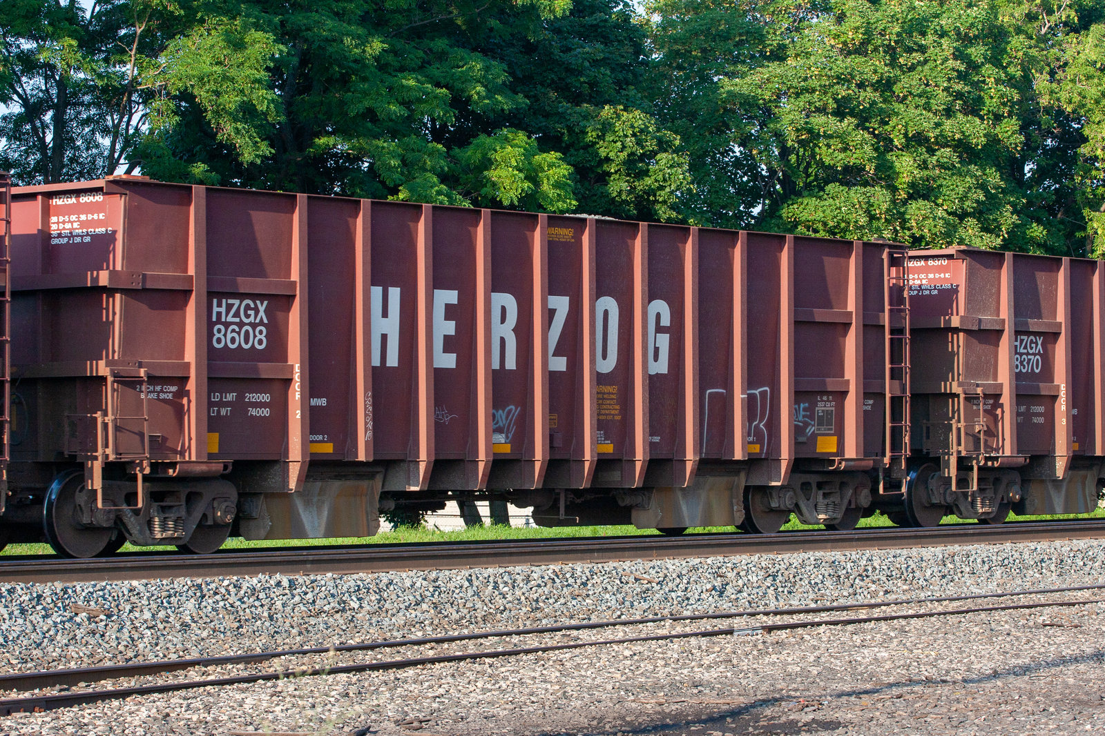 HZGX 8608