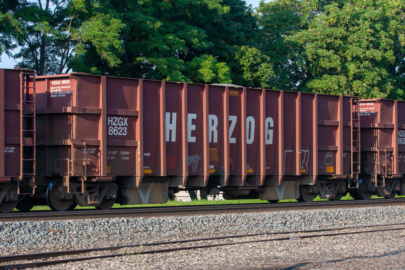 HZGX 8623