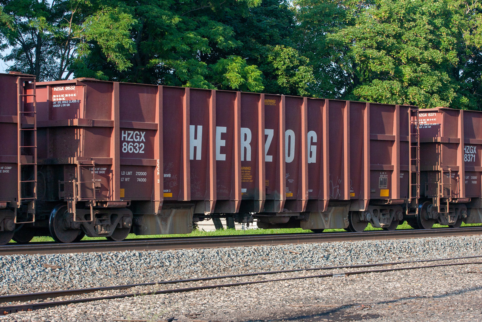 HZGX 8632