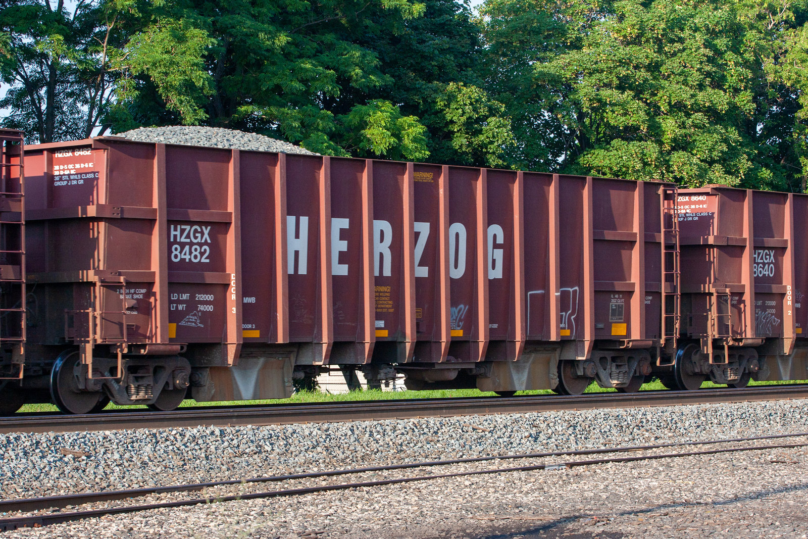 HZGX 8482