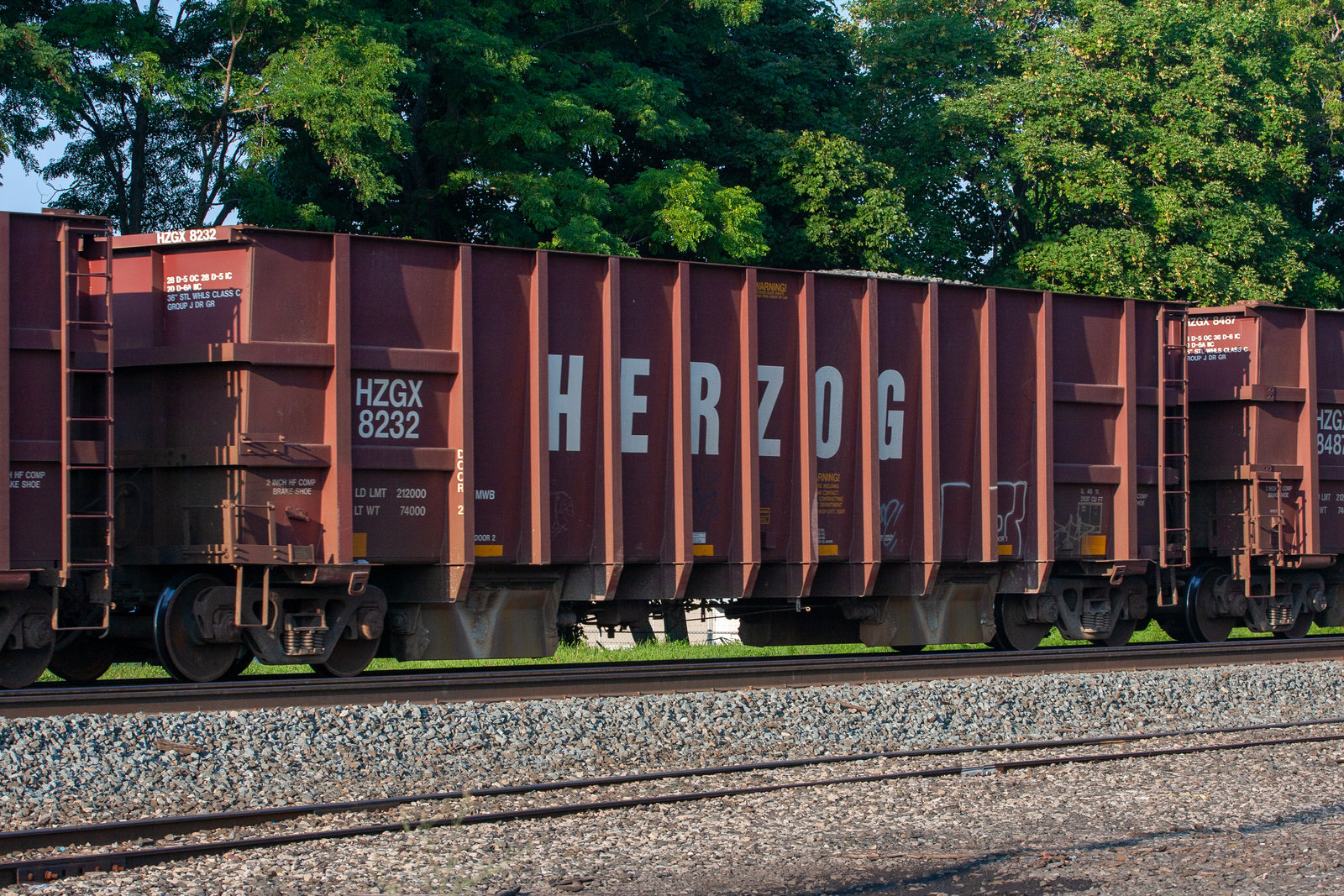HZGX 8232