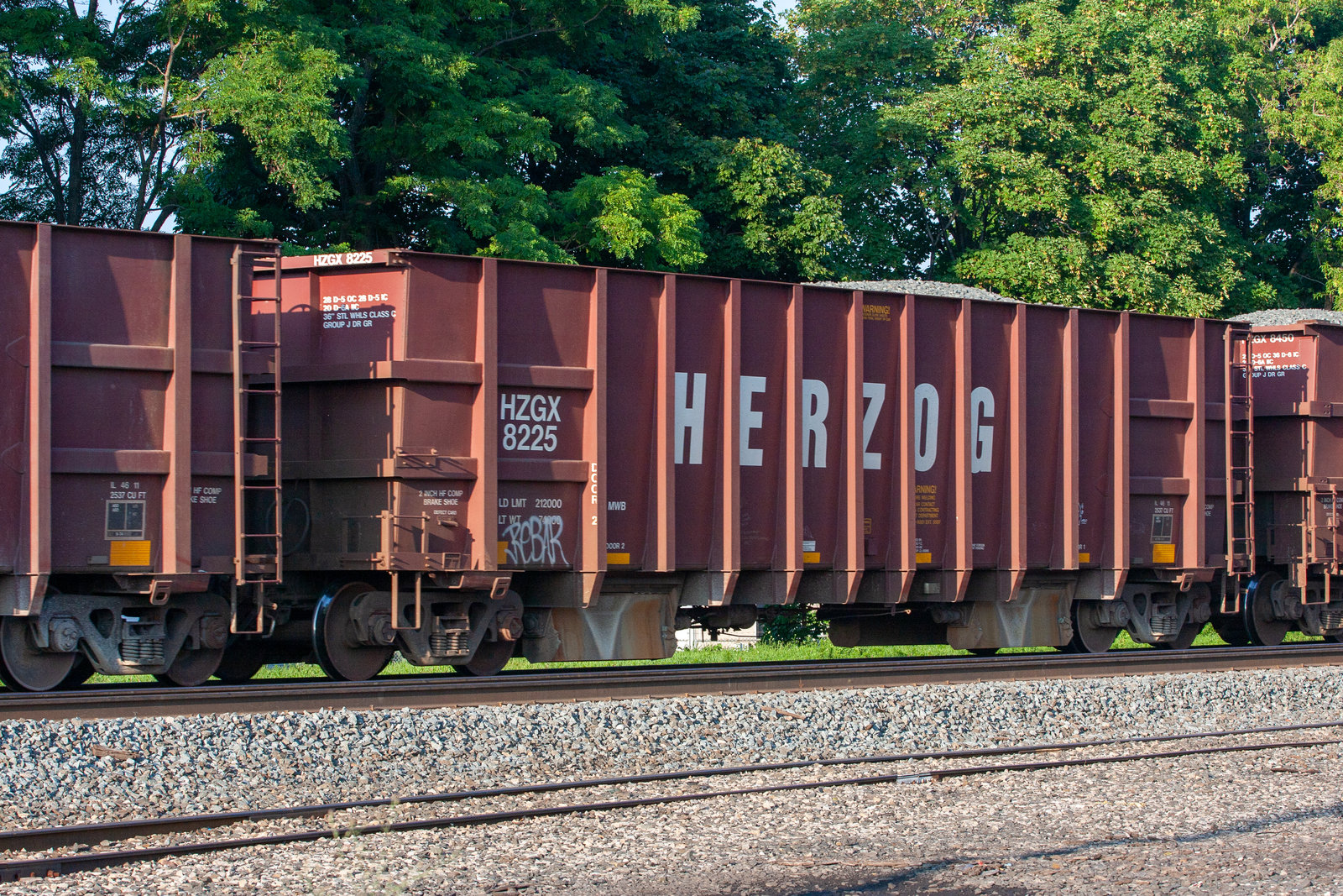 HZGX 8225