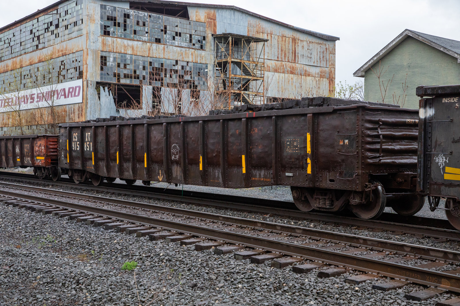 CSXT 915851